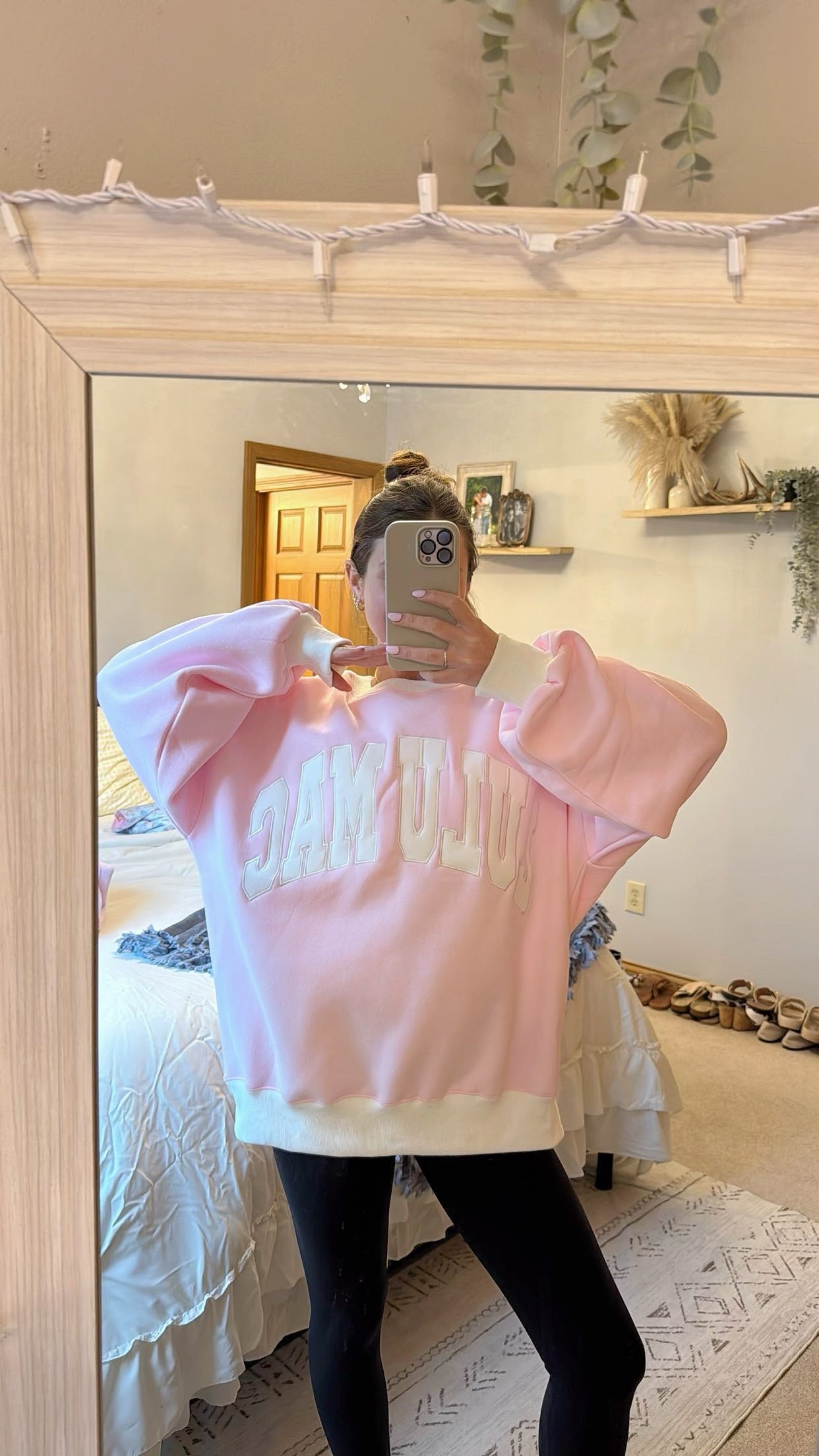 LULU MAC Crewneck