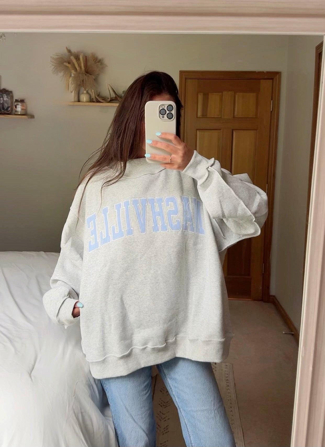 Nashville Mockneck